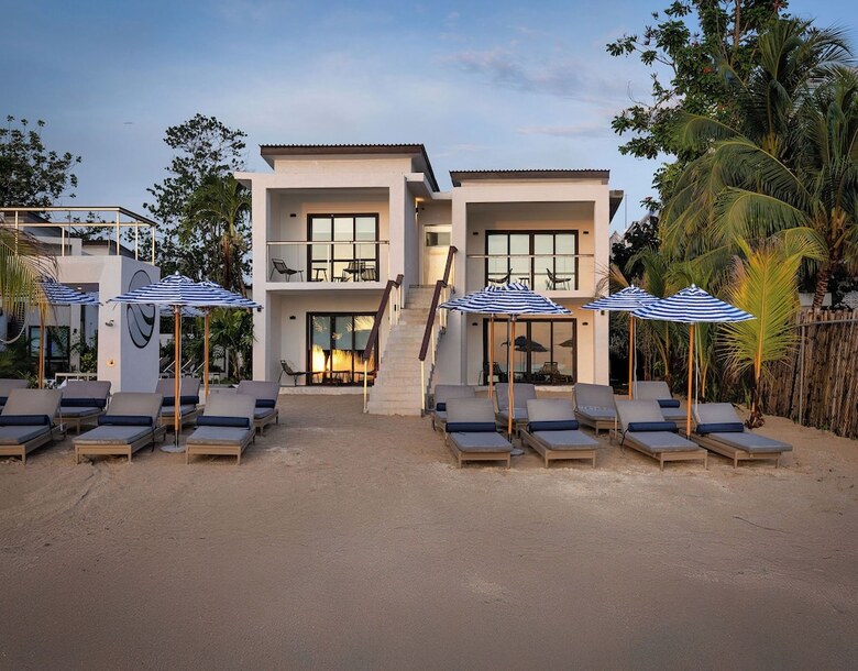 Negril Footeprints Hotel