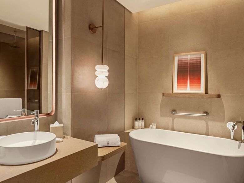 So/ Ras Al Khaimah Hotel & Resort