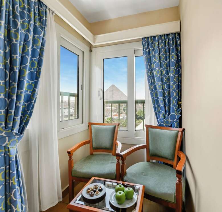 Aura Inn Tiba Pyramids Hotel