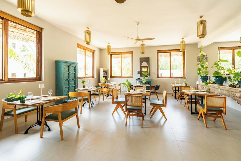 Hotel Legendary Zanzibar Beach Resort