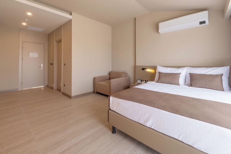 Prive Suite Side & Spa Hotel Adults Only 16 Plus