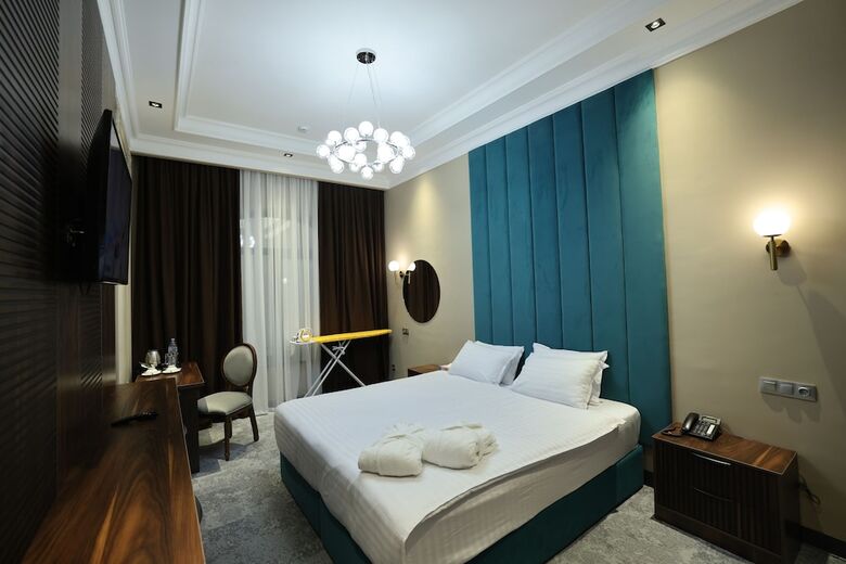 Continental Hotel