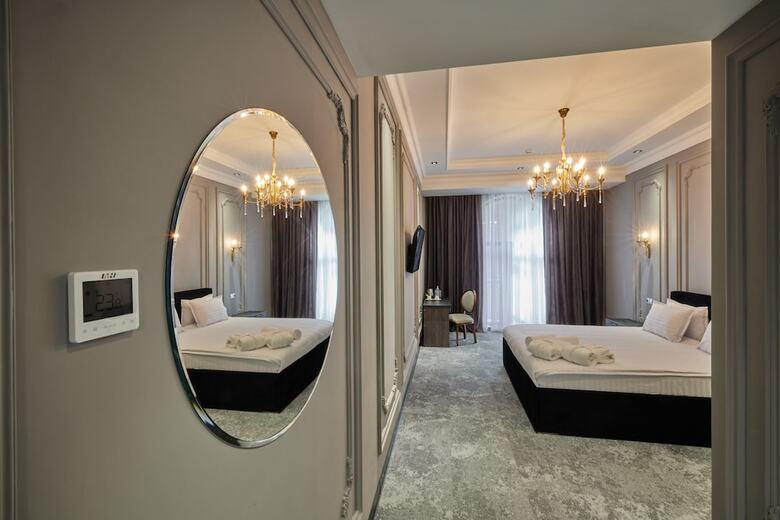 Continental Hotel