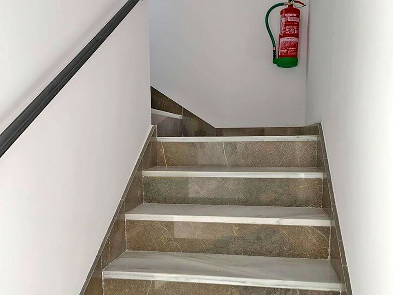 Apartamentos Palacete Nazar� Granada 3000