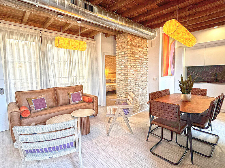 Apartamentos Palacete Nazar� Granada 3000