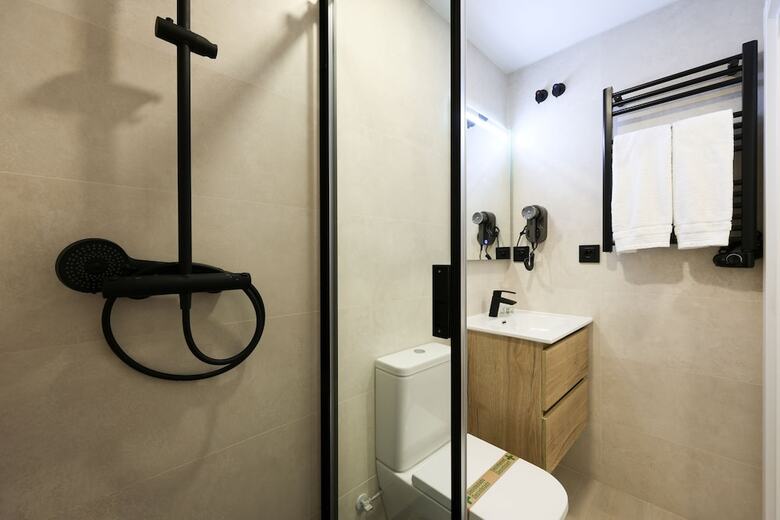 Aparthotel Habitaciones San Bernardo 20