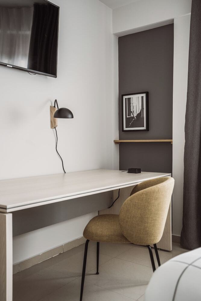 Hotel Chamber� Suites
