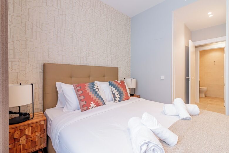 Hotel Home Art Apartments Bernab�u