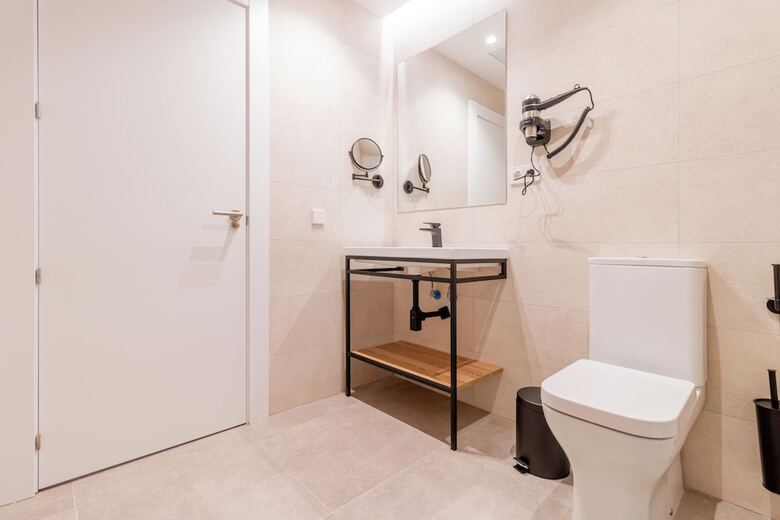 Hotel Home Art Apartments Bernab�u