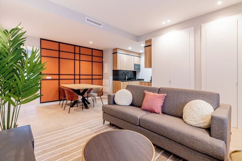 Hotel Home Art Apartments Bernab�u