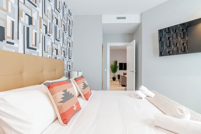 Hotel Home Art Apartments Bernab�u
