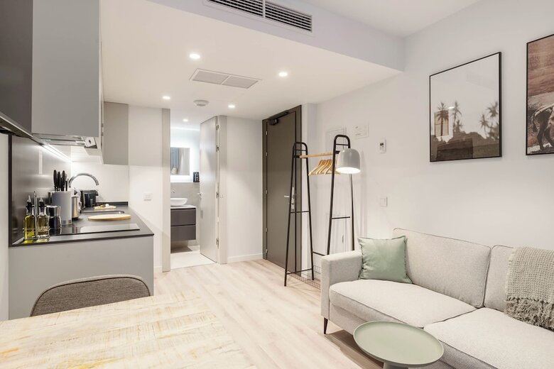 Aparthotel Limehome Madrid Calle Hurtado De Mendoza