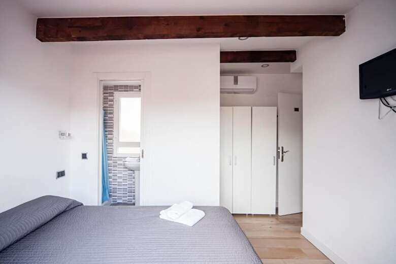 Hostal Inter Plaza Mayor - Auto Check-in