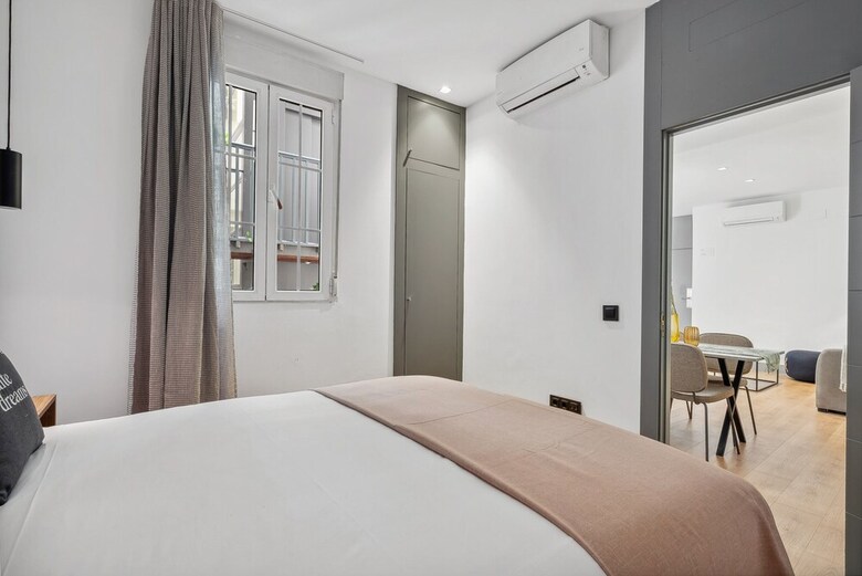 Aparthotel Limehome Madrid Calle De Santa Ana