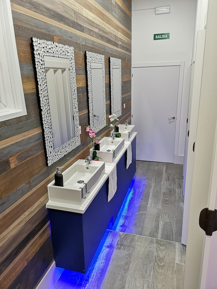 Hostal Modular Rooms Hotels