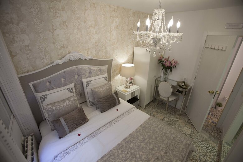 Hostal Boutique Palace - Adults Only