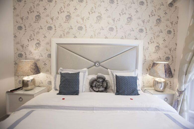 Hostal Boutique Palace - Adults Only