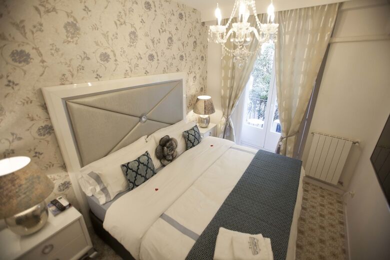 Hostal Boutique Palace - Adults Only
