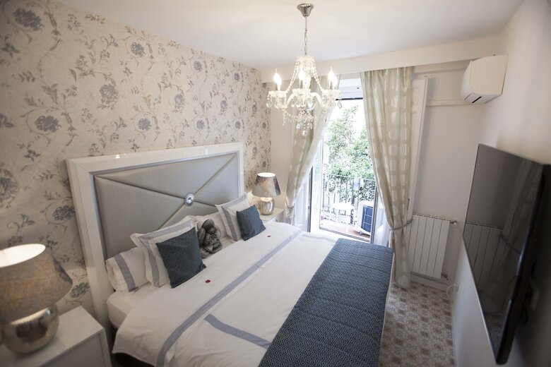 Hostal Boutique Palace - Adults Only