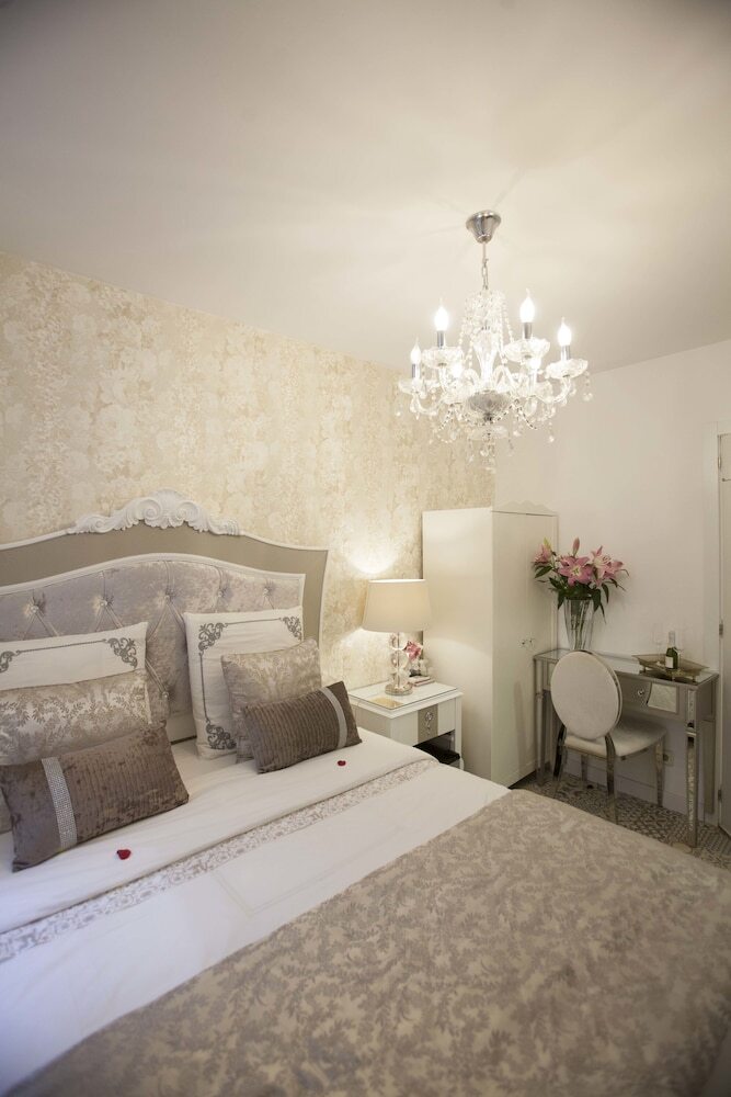 Hostal Boutique Palace - Adults Only