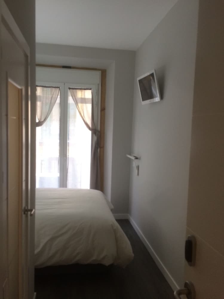 Diezmadrid Hostal