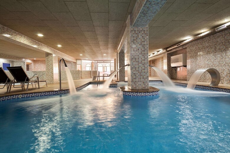 Aparthotel Apartamentos Best Alcazar
