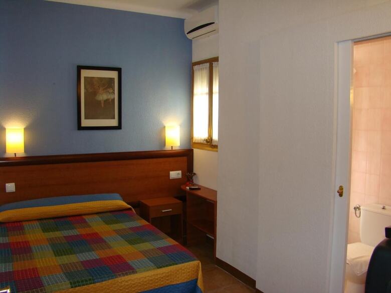 Pension Hostal Platja