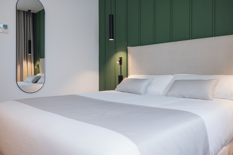 Hotel Mondrag�n
