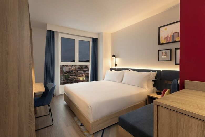 Hotel Hampton By Hilton Malaga Martiricos