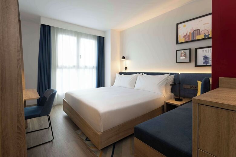 Hotel Hampton By Hilton Malaga Martiricos