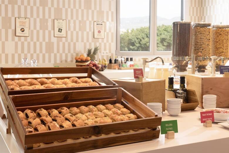 Hotel Hampton By Hilton Malaga Martiricos