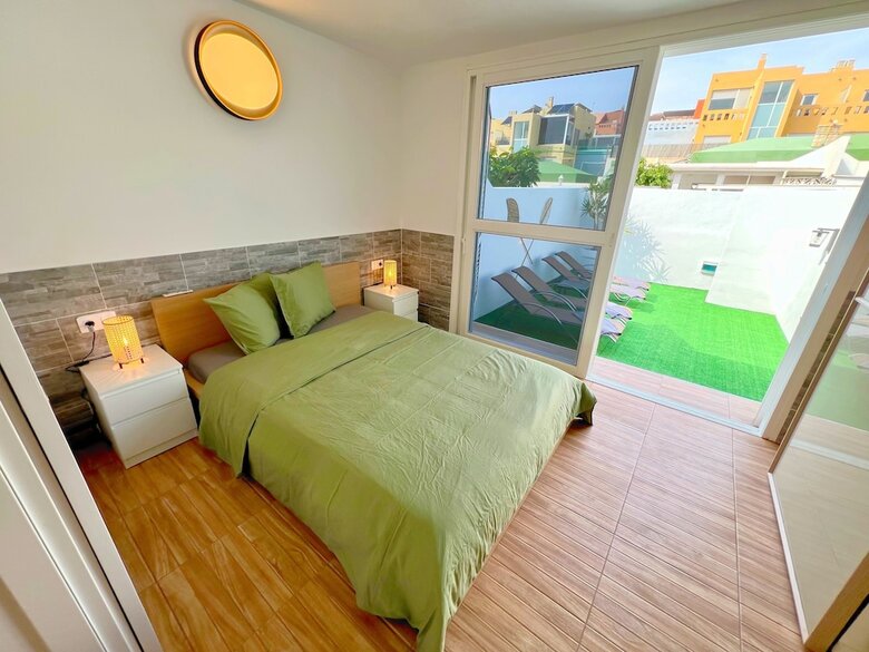 Sea View Bungalow With Communal Pool