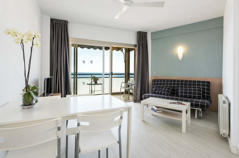 Aparthotel Apartamentos Flats Friends Atlantida