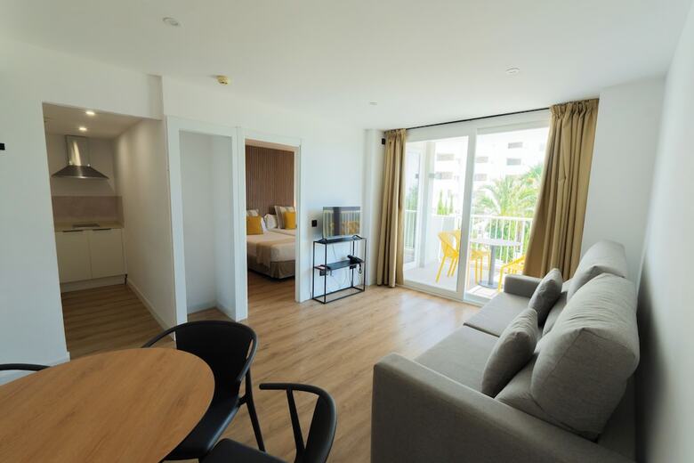 Hotel Vistasol Apartments
