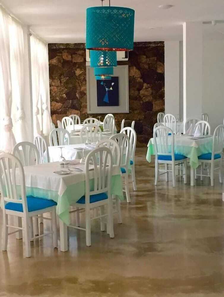 Hotel Neptuno Suites - Only Adults