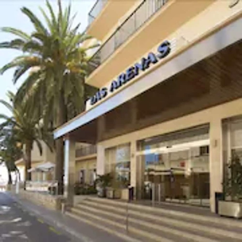 Hotel Las Arenas
