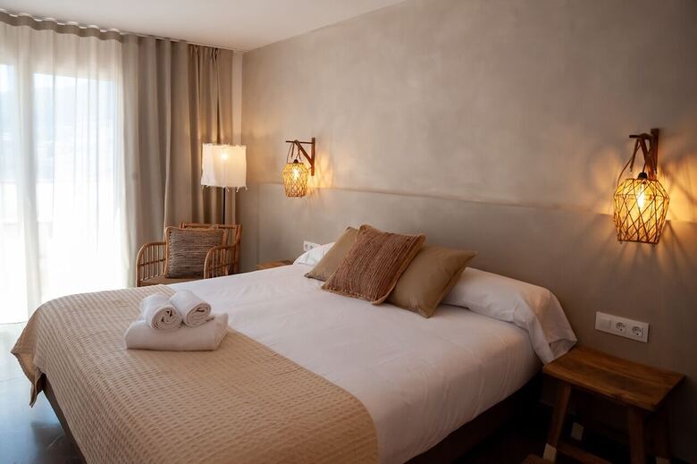 Hostal Es Niu De Tamariu