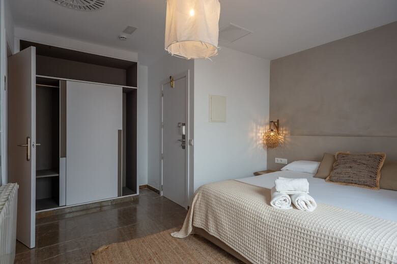 Hostal Es Niu De Tamariu