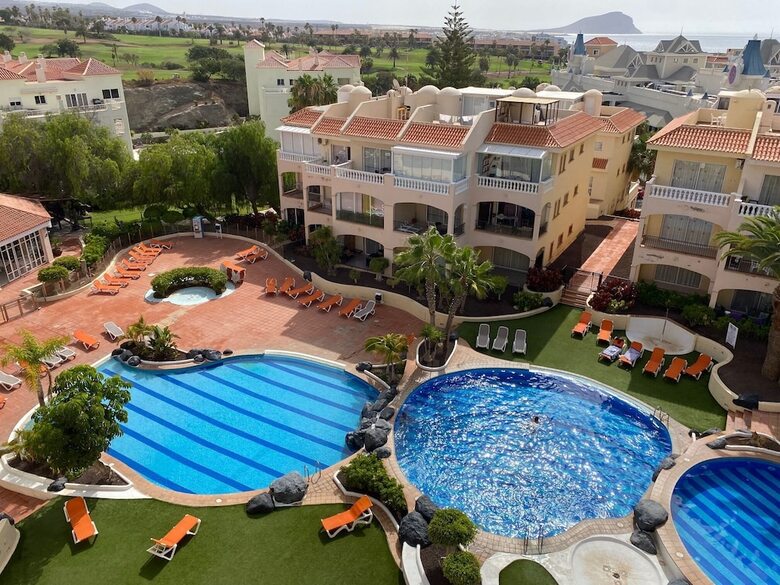 Michelangelo Resort Apartments