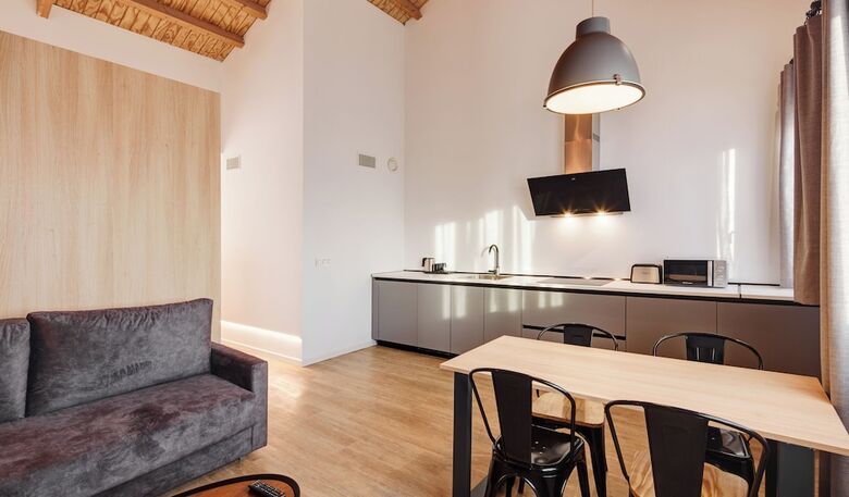 Aparthotel Sercotel Granada Suites