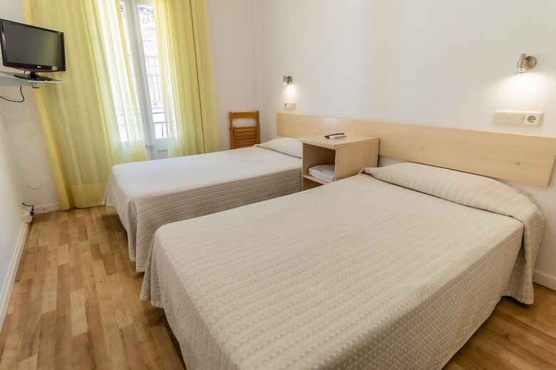 Hostal Fonda Can Dalf� By Vivere Stays