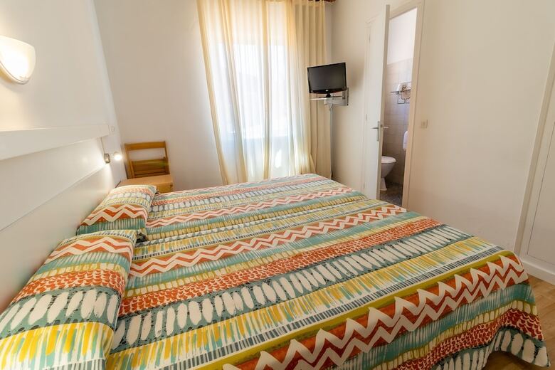 Hostal Fonda Can Dalf� By Vivere Stays