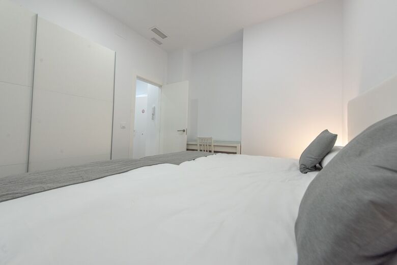 Aparthotel Apartamentos Santa Mar�a 15