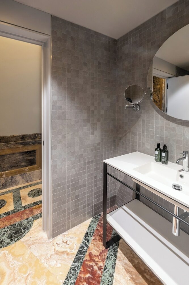 Hotel Mercer Residences Sevilla