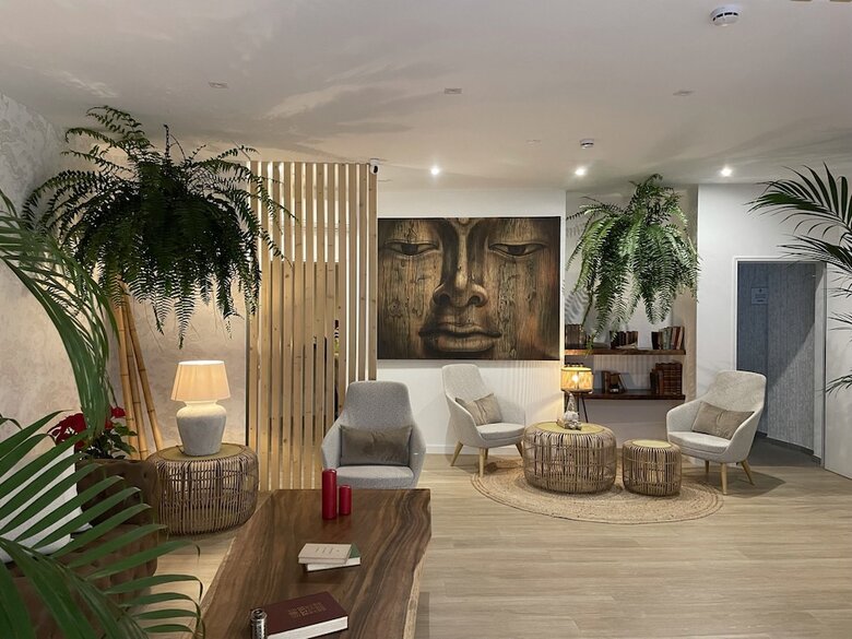 Hotel Emblem�tico Hi Suites