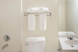 Hotel Days Inn & Suites Groton