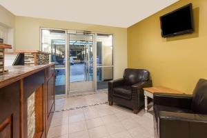 Hotel Days Inn & Suites Groton
