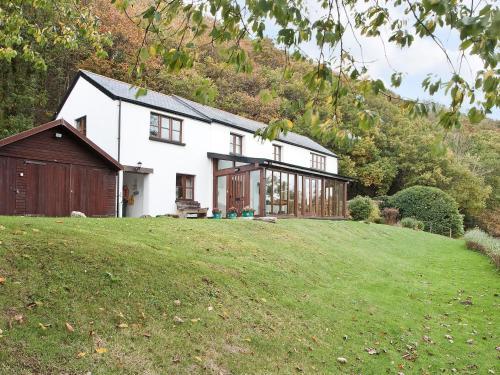 Weir Cottage