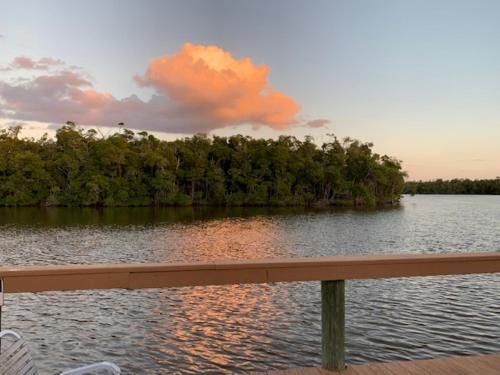 River Wilderness Waterfront Villas