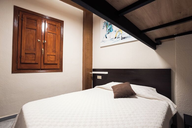 Aparthotel Apartamentos Reyes Cat�licos